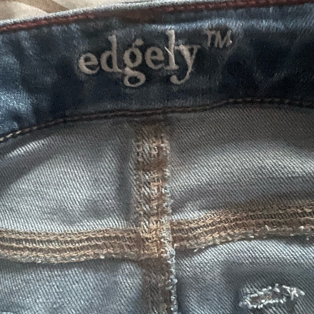 Maurice’s Edgely jeans. Size 14 flare.
